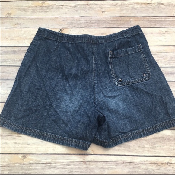 SOLD Sz 6 Ann Taylor High Waist Denim Jean Shorts - Picture 6 of 8